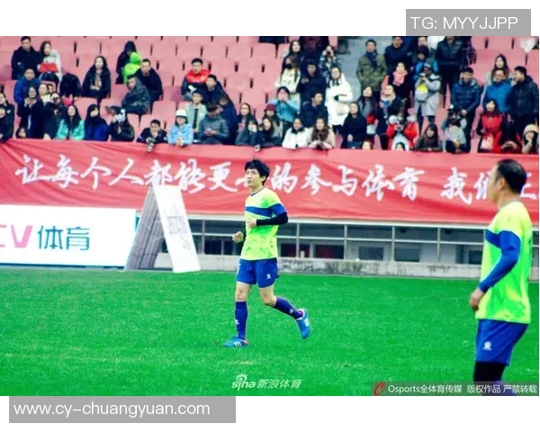 欧美足球明星同框展现友谊与竞技精神的精彩瞬间