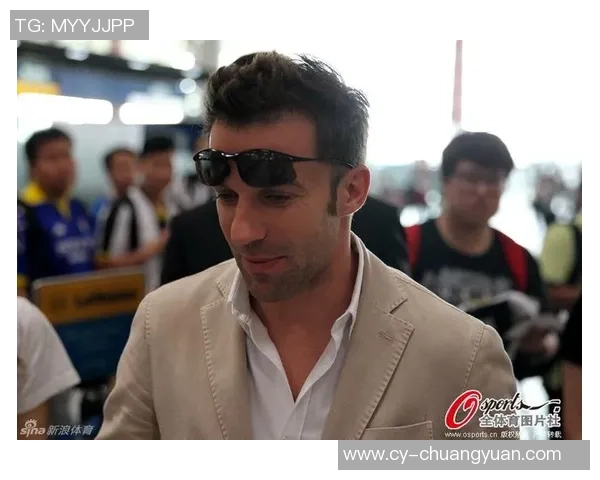 足球明星皮耶罗的卡通绘画艺术之旅与创作灵感分享